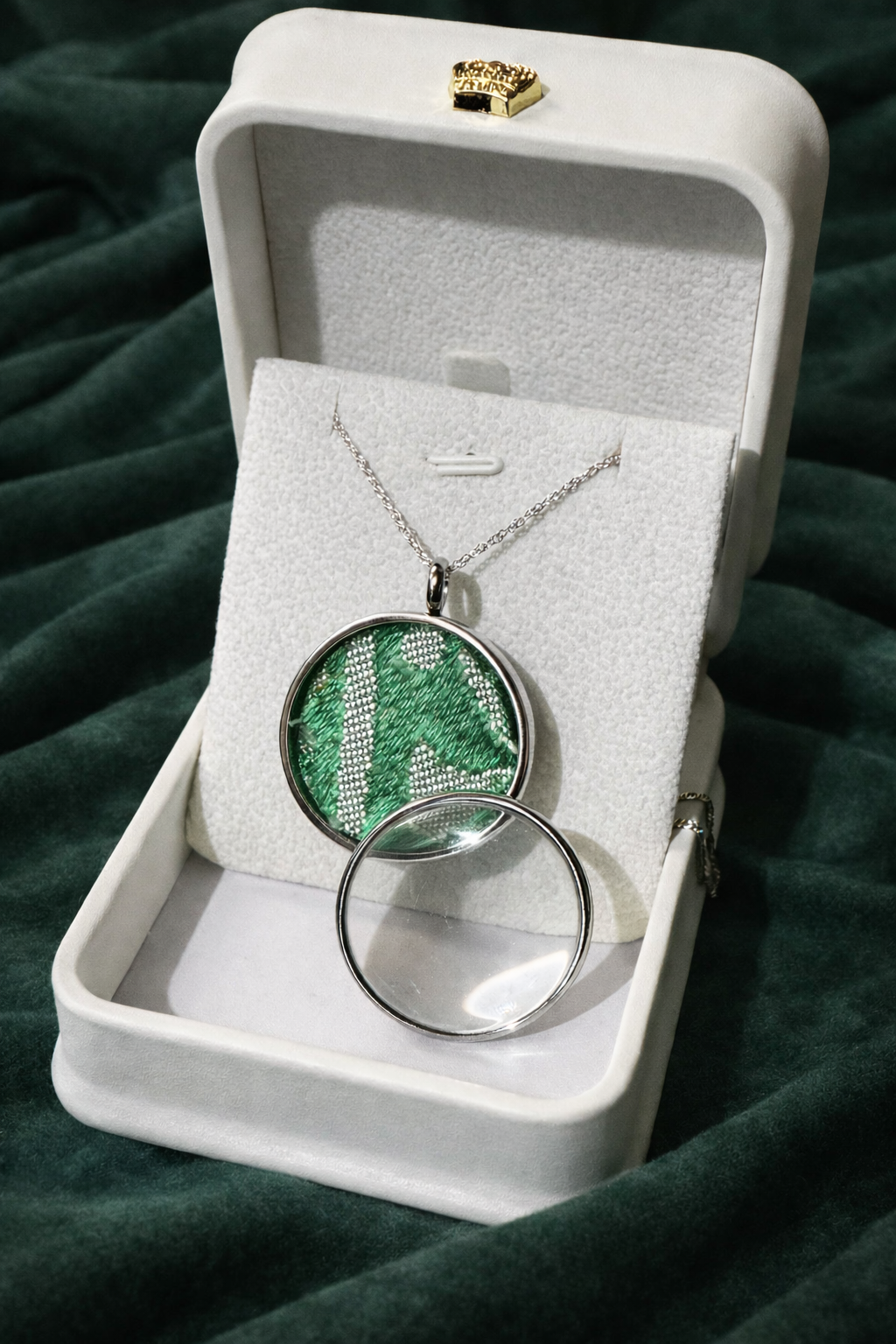 The Rawdah Pendant